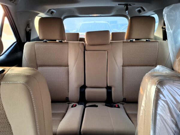 Toyota Fortuner 2024 SR5 - Image 3
