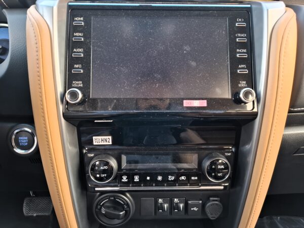 Toyota Fortuner 2024 SR5 - Image 7