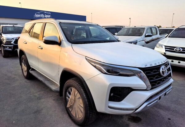 Toyota Fortuner 2024 SR5
