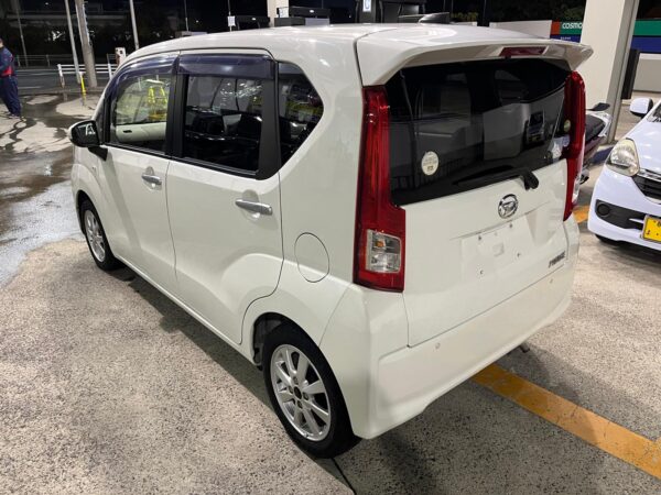 Daihatsu Move - Image 2