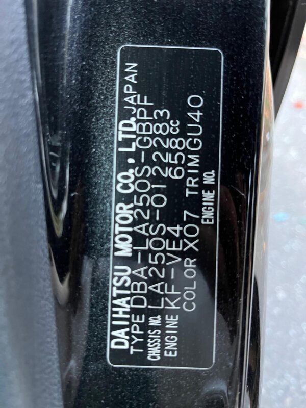 Daihatsu Cast - Image 2