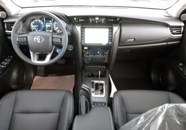 Toyota Fortuner EXR (2024) - Image 2