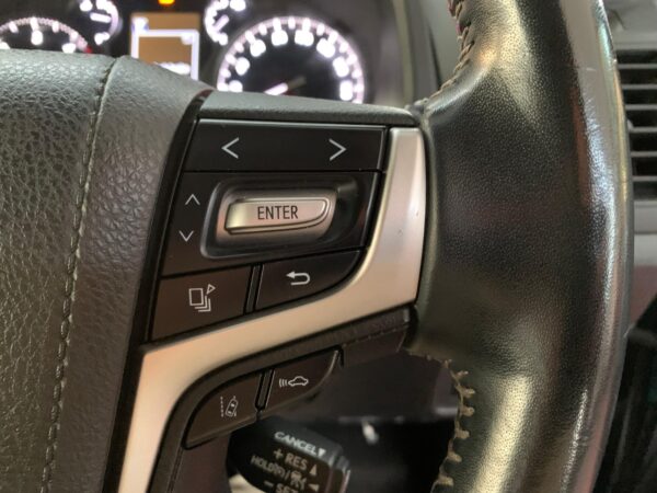 Toyota Prado (2020) - Image 14