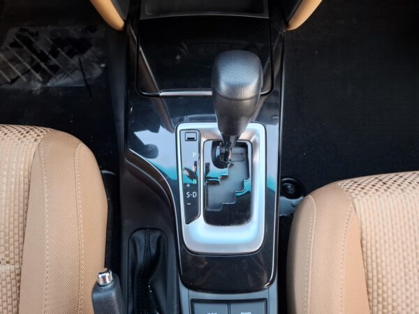 Toyota Fortuner EXR (2024) - Image 9