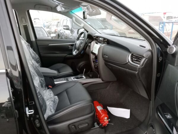 Toyota Fortuner EXR (2024) - Image 18