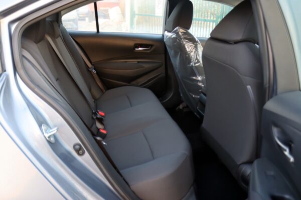 Toyota Corolla	1.6 (2022) - Image 7