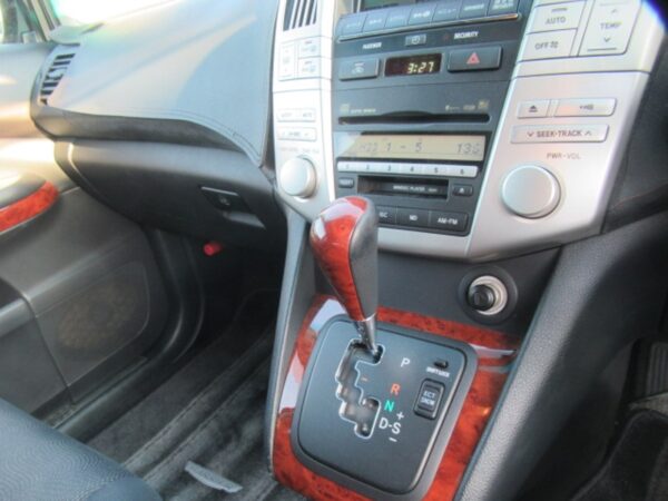 Toyota Harrier (2007) - Image 29
