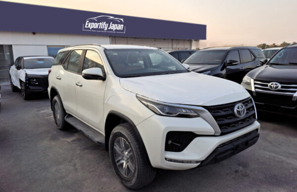 Toyota Fortuner EXR (2024) - Image 19