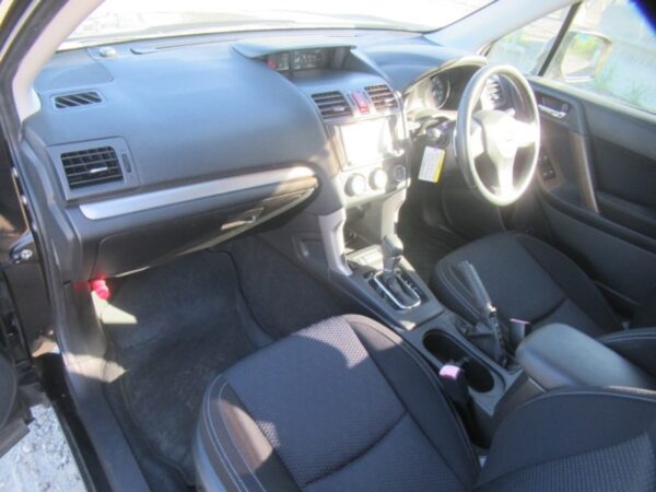 Subaru Forester SJG (2013) - Image 11