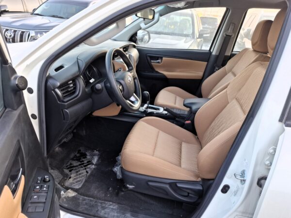 Toyota Fortuner EXR (2024) - Image 20