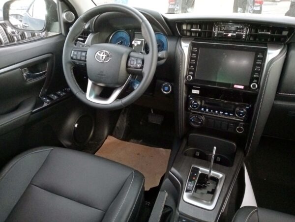 Toyota Fortuner EXR (2024) - Image 8
