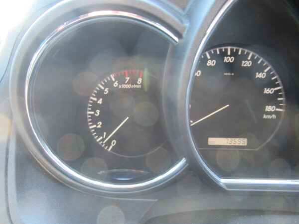 TOYOTA HARRIER (2006) - Image 11