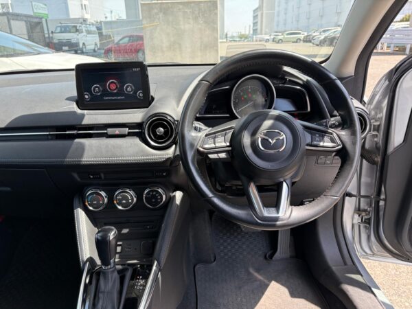 MAZDA DEMIO 2018 XD PACKAGE (DIESEL) - Image 13