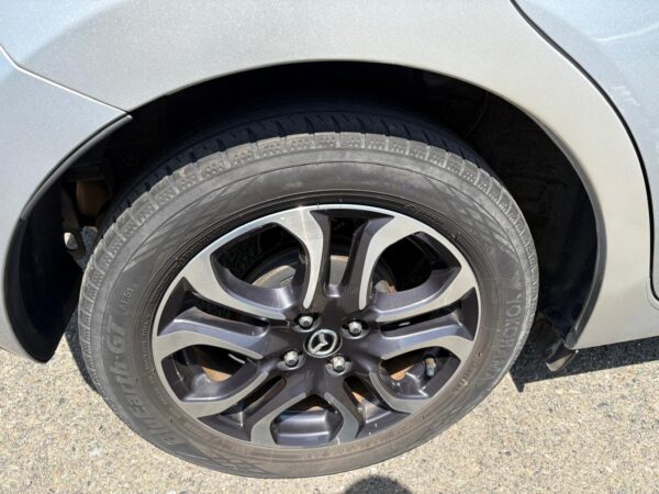 MAZDA DEMIO 2018 XD PACKAGE (DIESEL) - Image 21