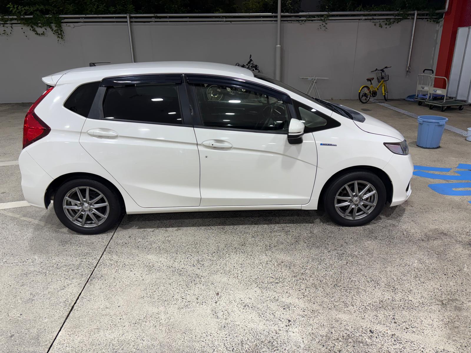 HONDA FIT 2018 - Image 10
