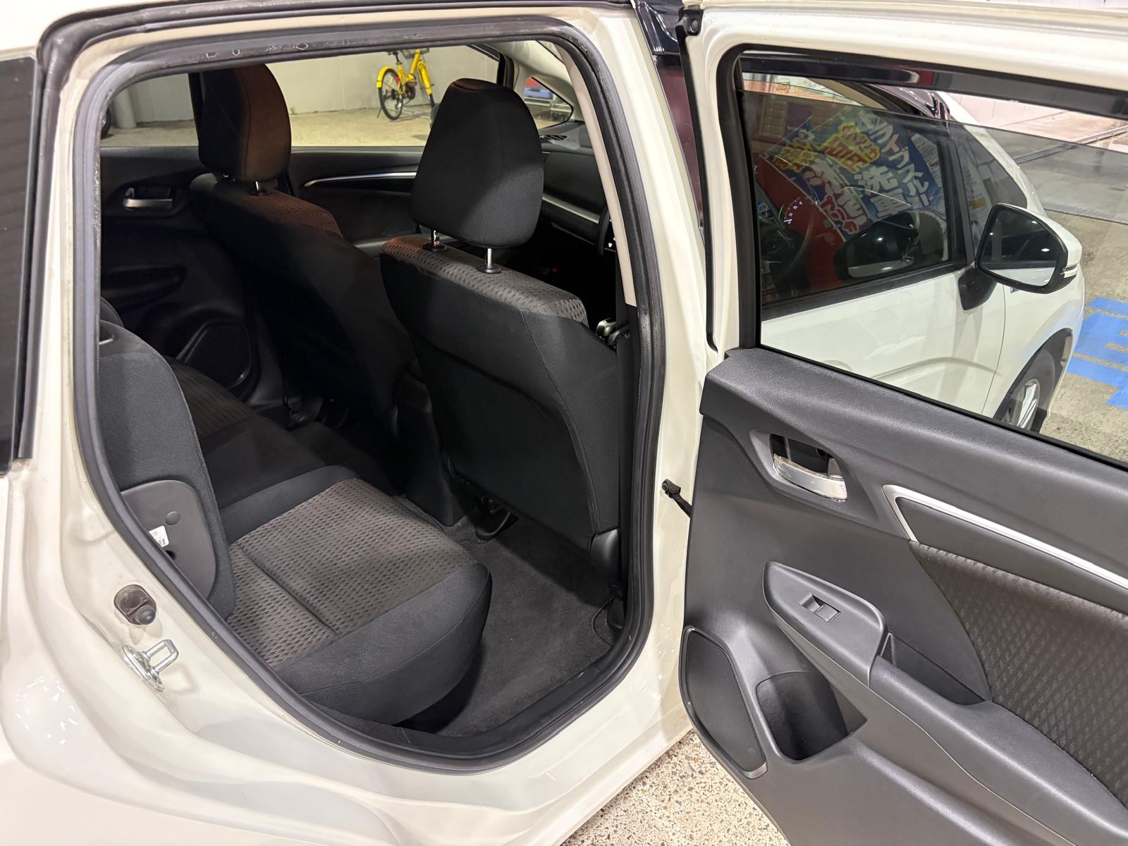 HONDA FIT 2018 - Image 20