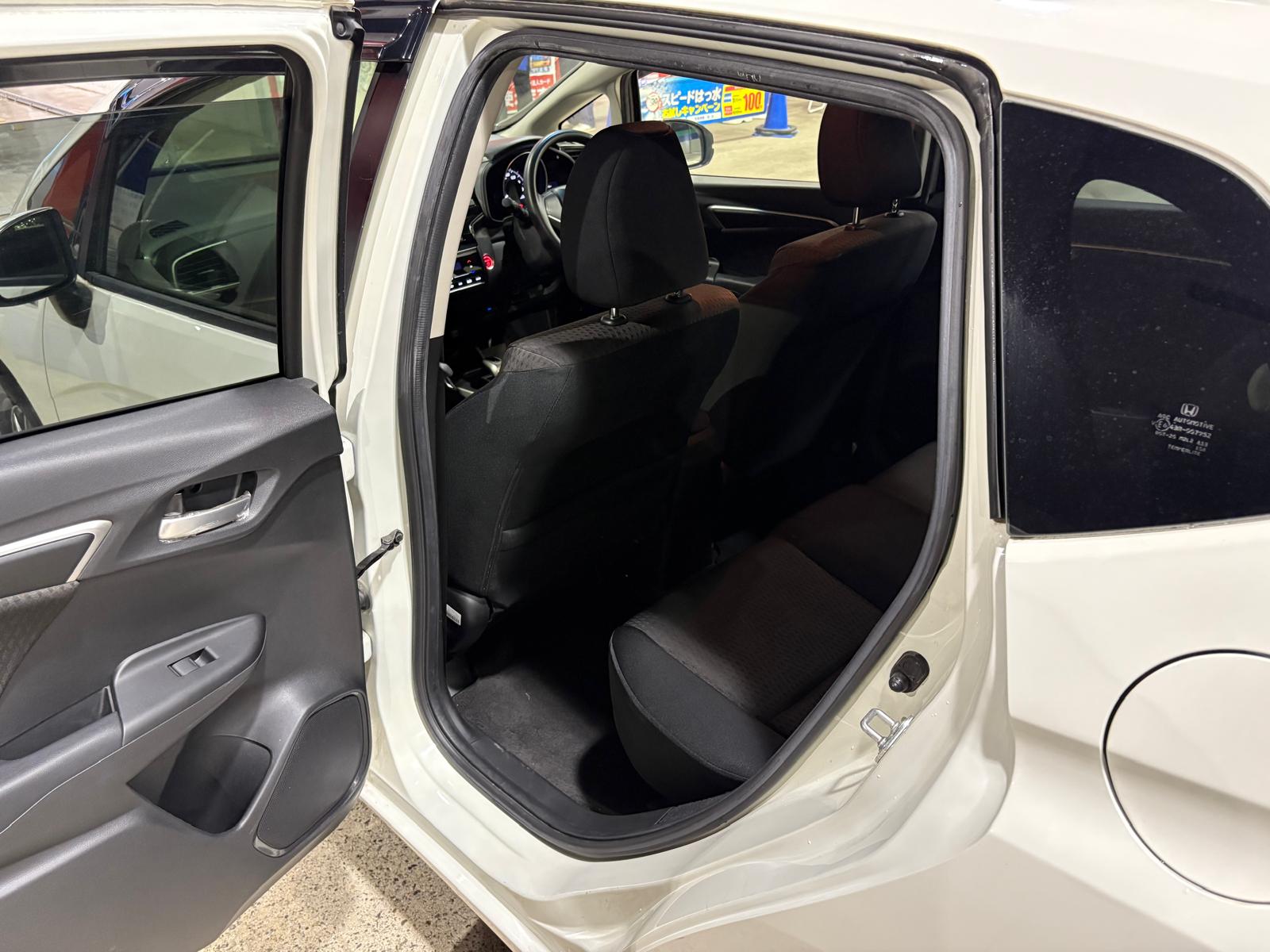 HONDA FIT 2018 - Image 4